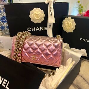 【華やかさをプラス】CHANEL ピンクチェック ホーボーバック ホーボー ピンク系 CHANEL(シャネル) バッグ・カバン(レディース